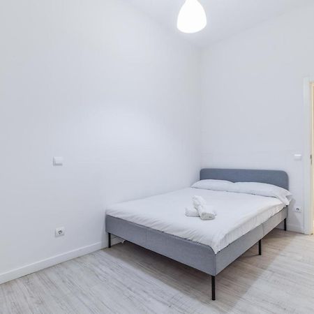 Amplio Apartamento En Malasana Para 6 Personas Apartment Мадрид Екстериор снимка